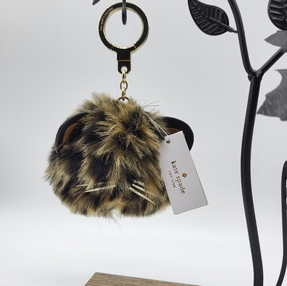Kate Spade Leopard Cat Keychain - Picture 1 of 3